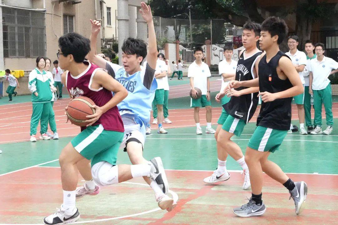 亚洲篮球势不可挡激情奔放