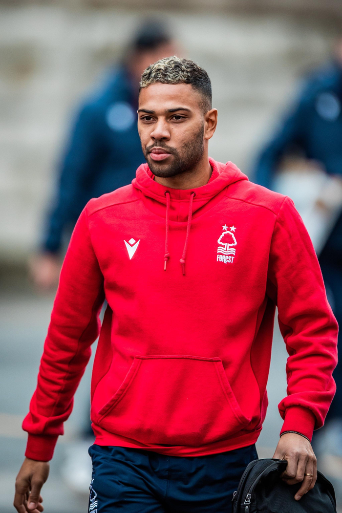 克鲁尼主场获胜，保级希望有所提升