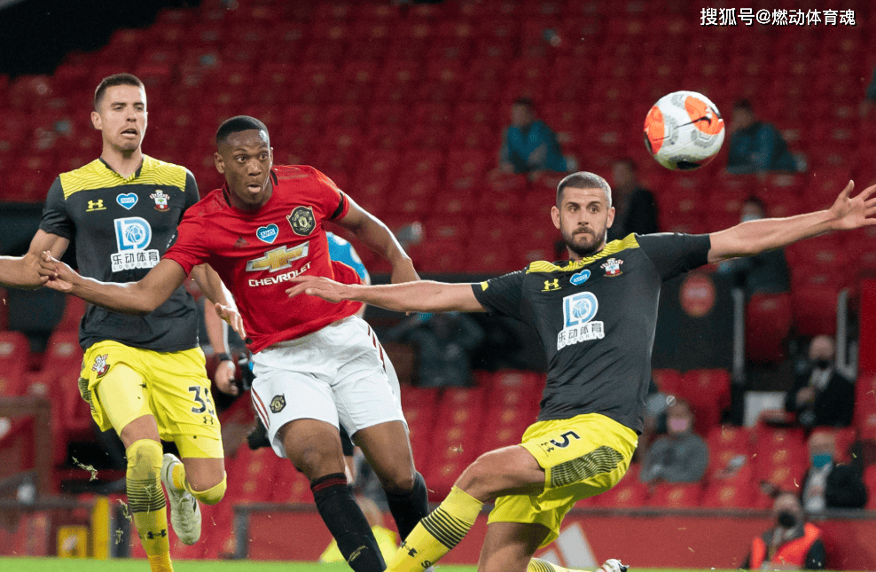 包含南安普顿反胜，英冠强队全力以赴的词条