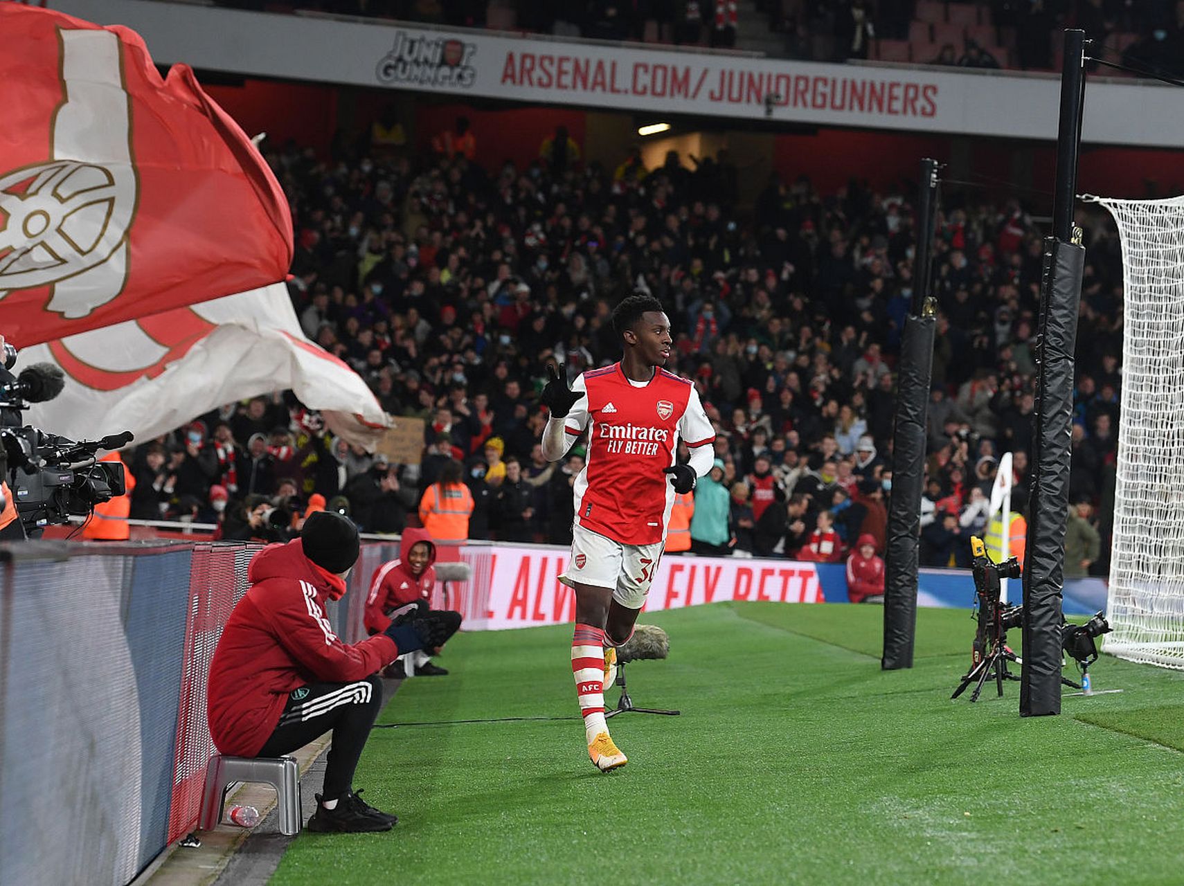 阿森纳遭遇惨败，英超前景堪忧的简单介绍